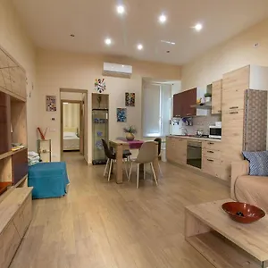 https://domus-campanile.hotels-amalfi.com